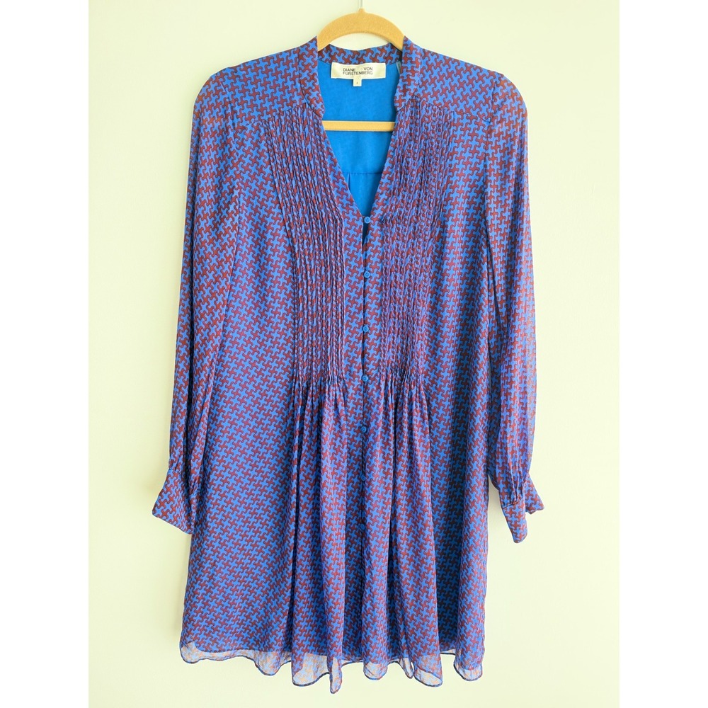 Diane von Furstenberg Silk Mini Dress Blue Burgundy Geometric Print Pintuck Sz 4